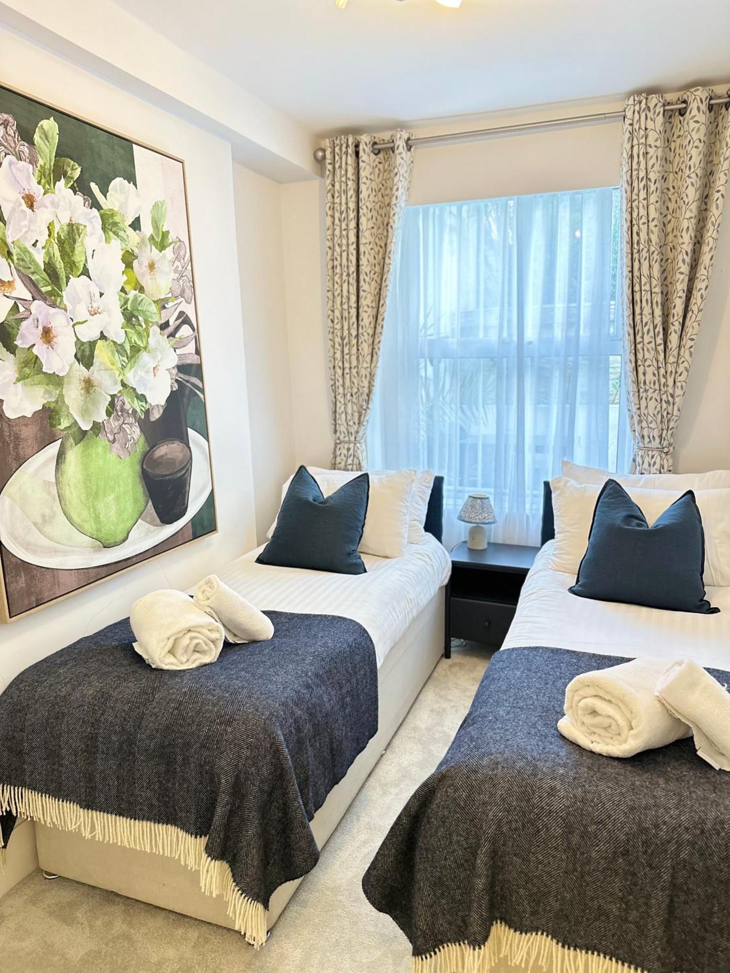 Stylish Apartment With Bbq Kensington ロンドン エクステリア 写真